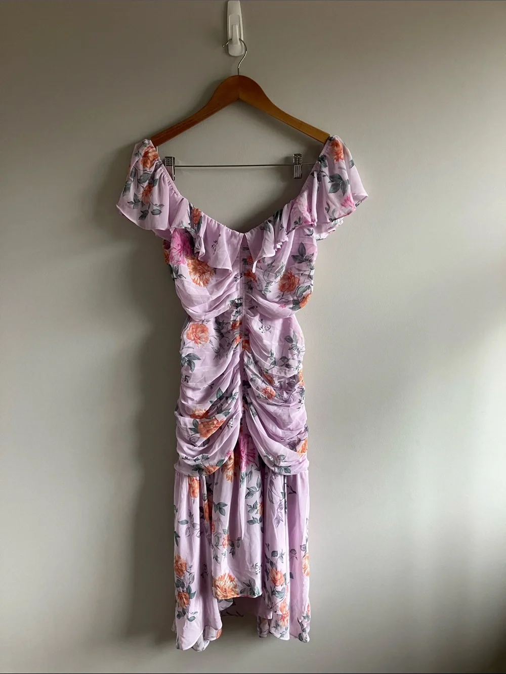 ASTR The Label Devereaux Dress in Pink multi floral size Medium - Picture 2 of 9